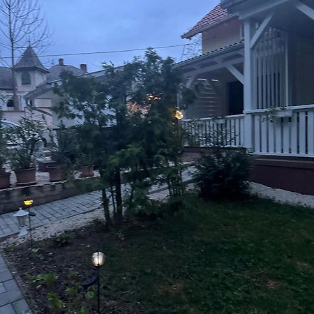 Szem-s Vendégház Balatonszárszó Esterno foto